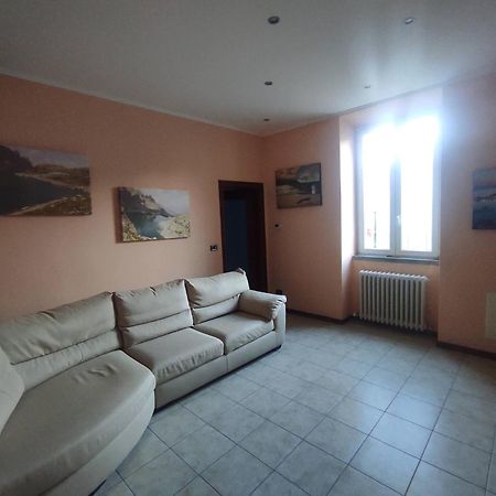 Ferienwohnung Casa Zia Luisa Lecco Exterior foto